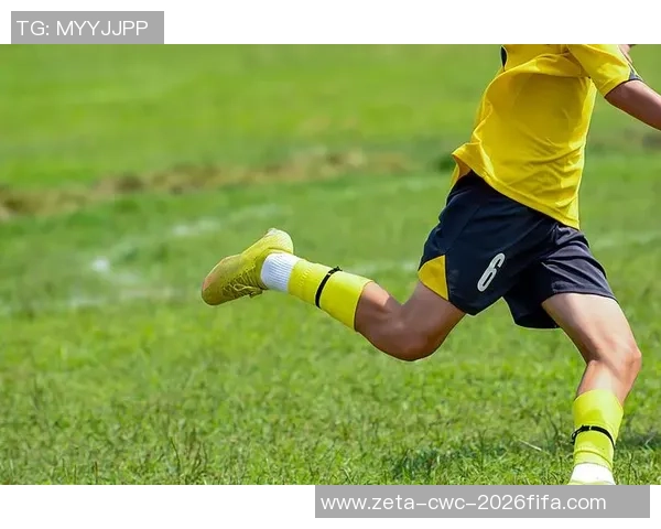 激情四溢的绿茵场上足球赛的精彩瞬间与运动员的拼搏精神